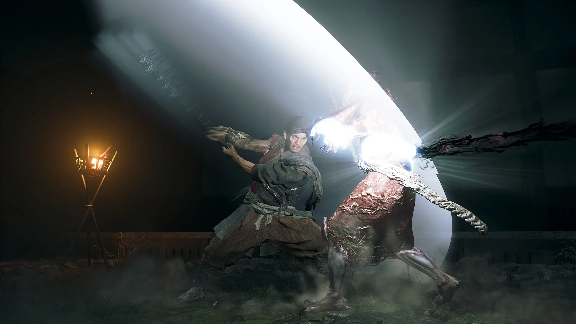 Musashi cuts a fleshy Genma with a bright crescent slash in a torch-lit night courtyard