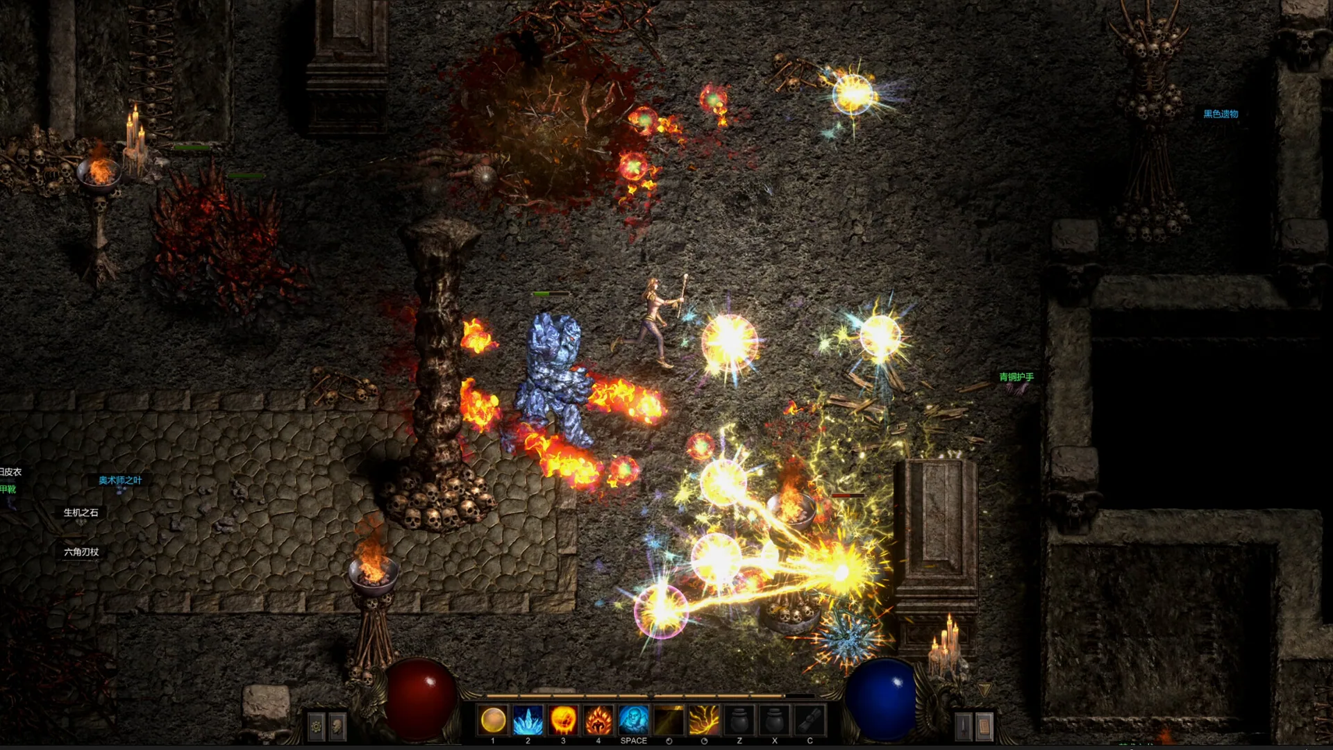 Dungeon floor with a caster, a burning blue golem, chained explosive orbs, and Chinese ground-loot labels.